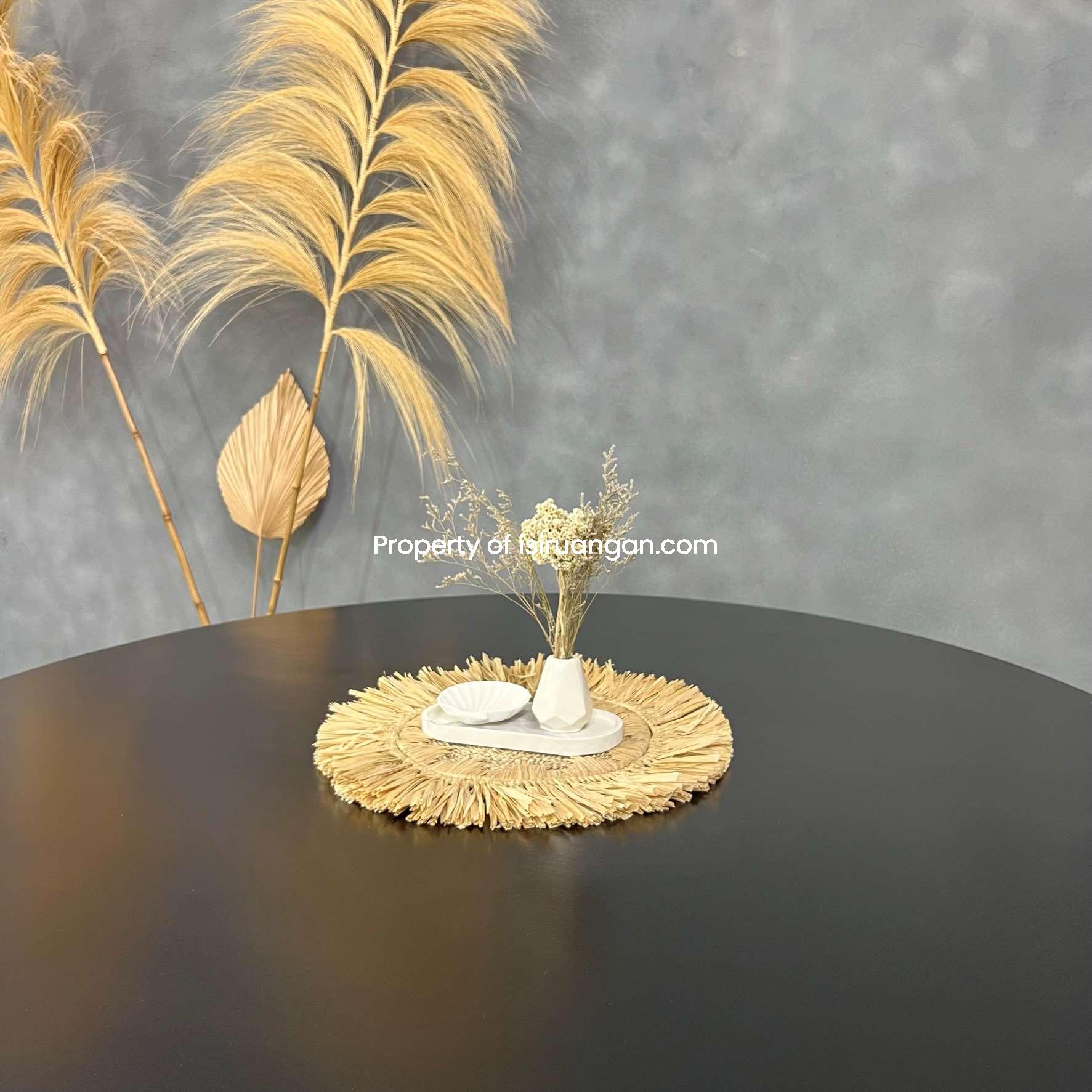 Meja bundar hitam kayu jati meja bundar hitam kayu jati