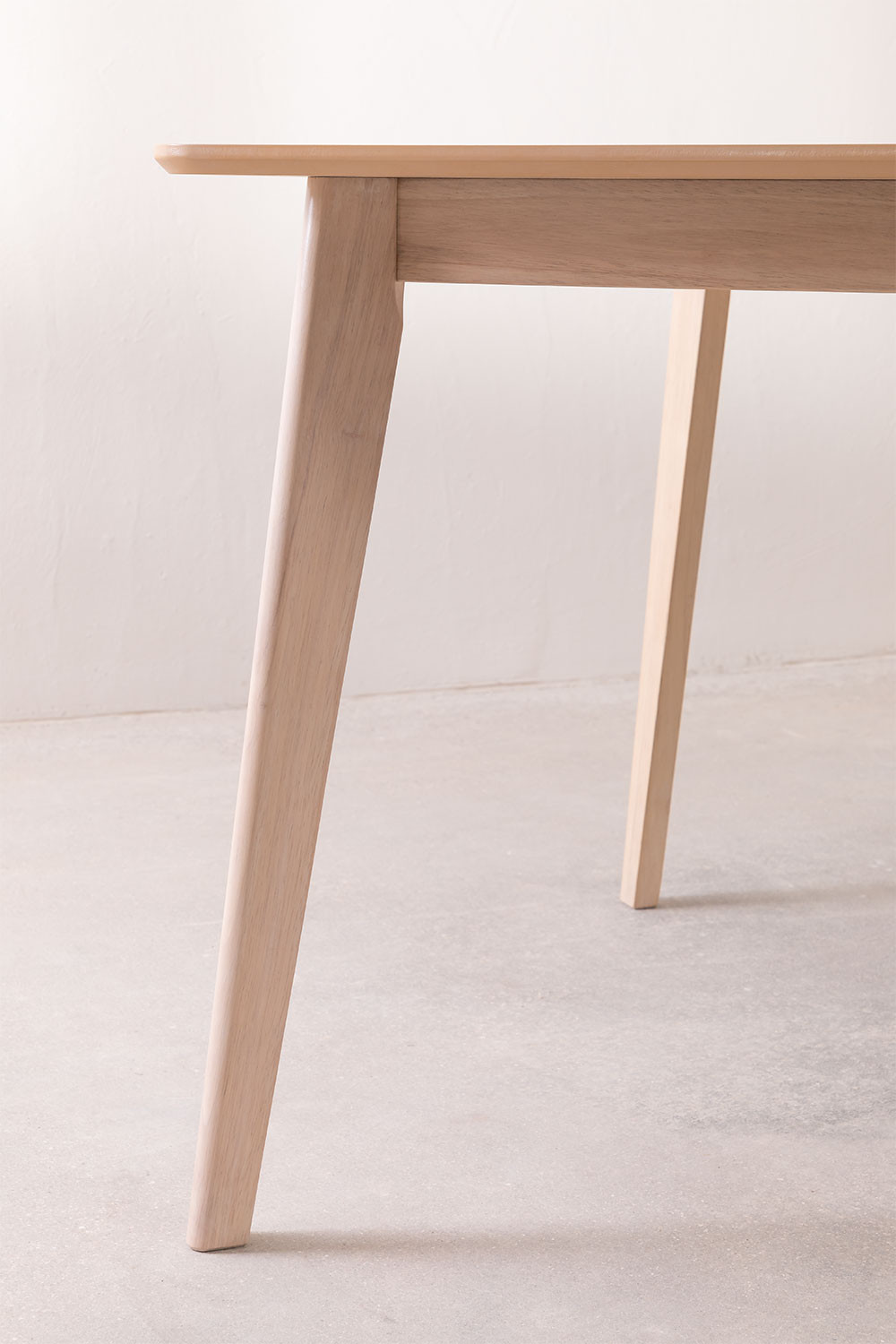 Meja Makan Altan Altan table