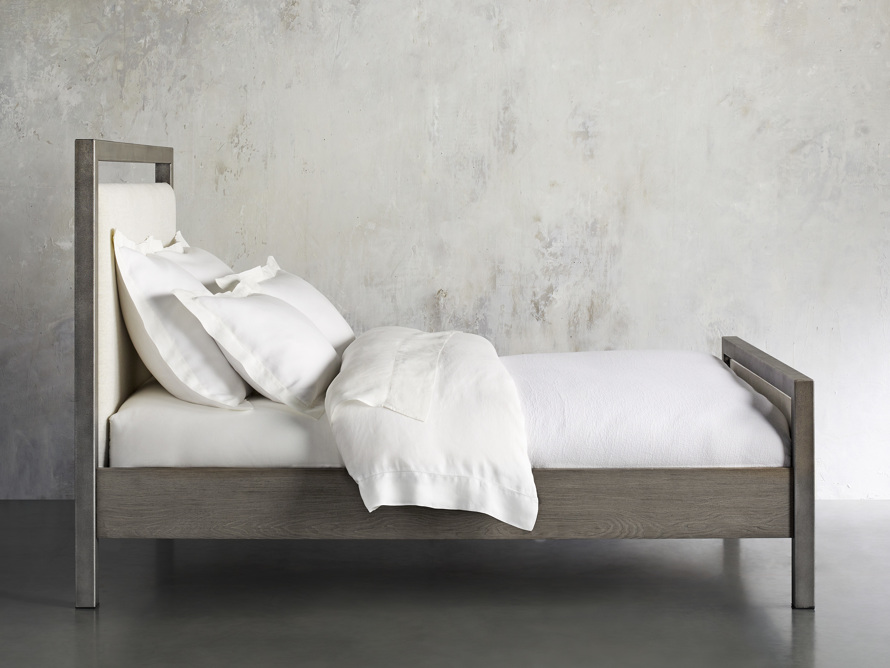 Tempat Tidur Callum Callum Bed