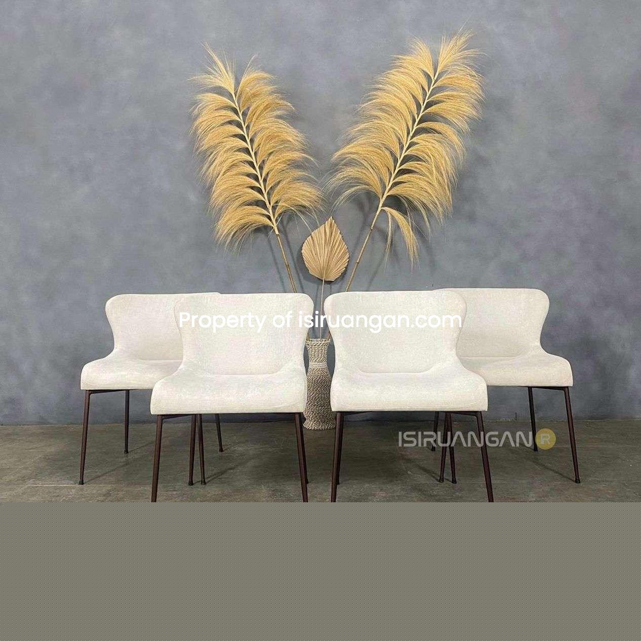 Kursi Scarlet kursi scarlet