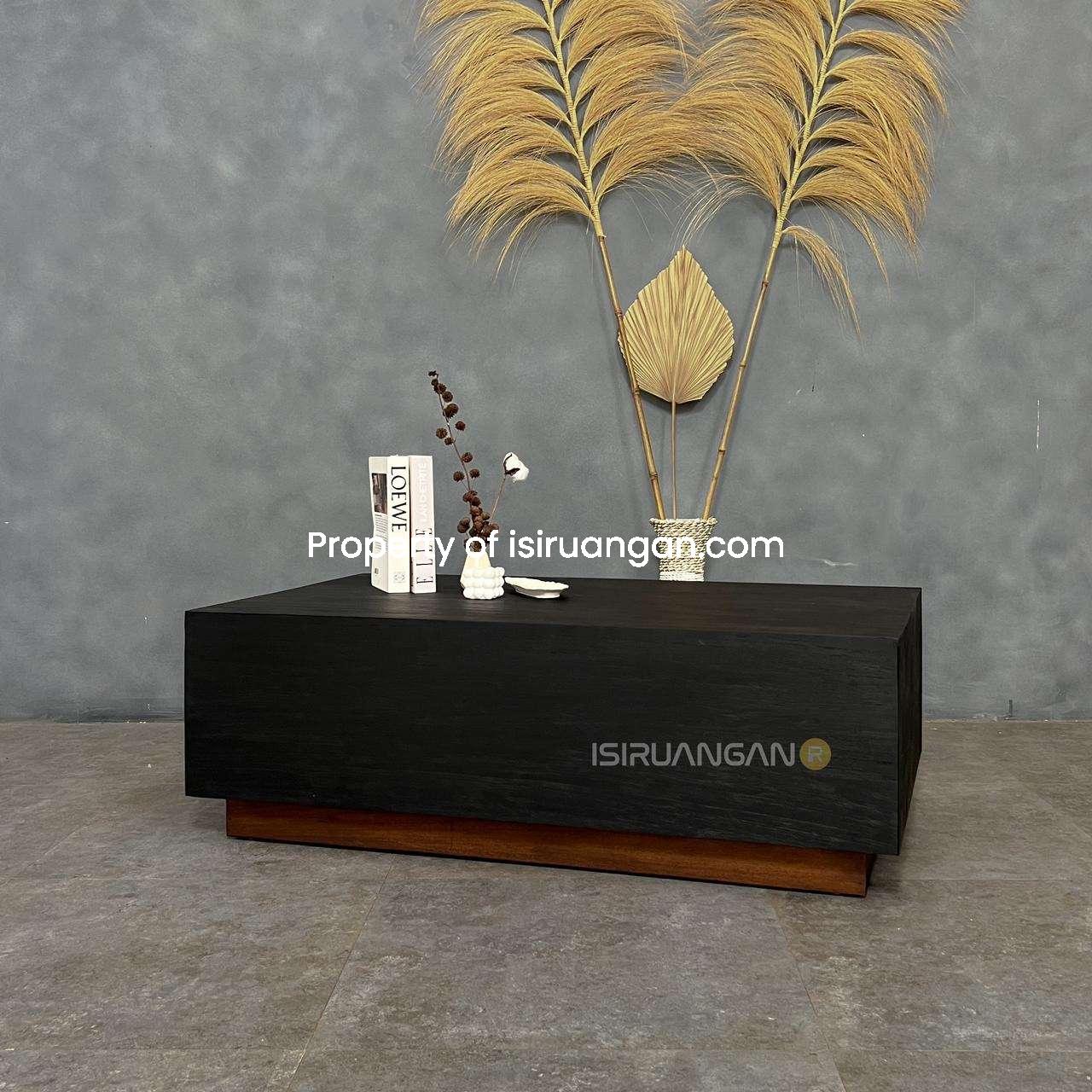 Meja Sullivan meja sullivan