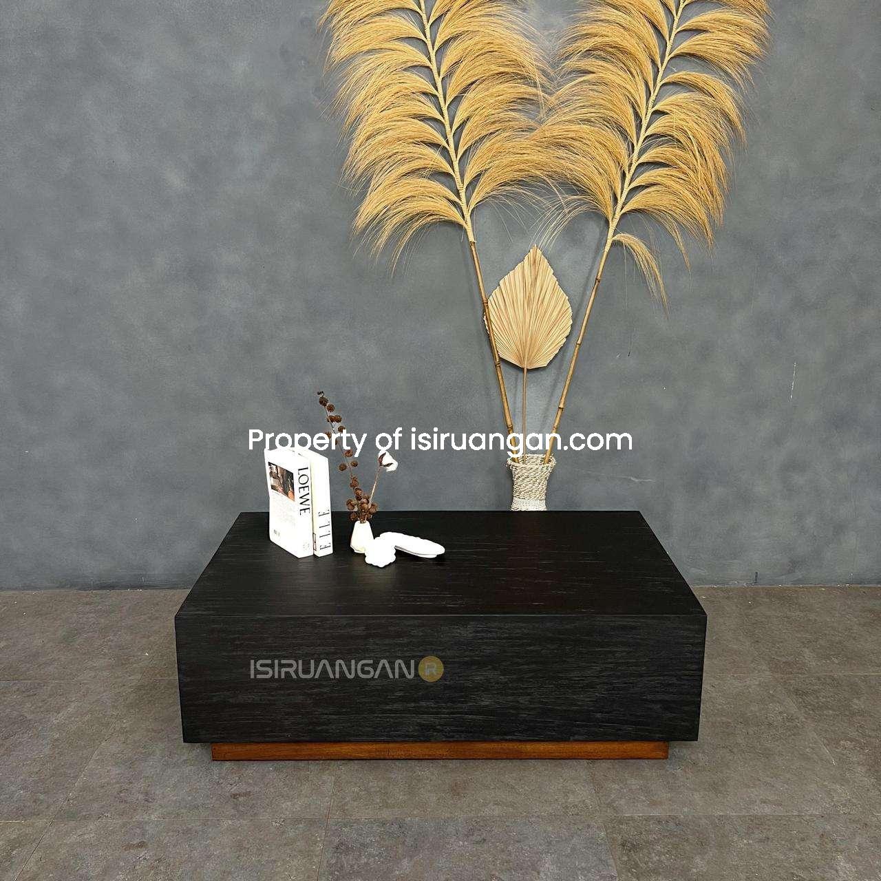 Meja Sullivan meja sullivan