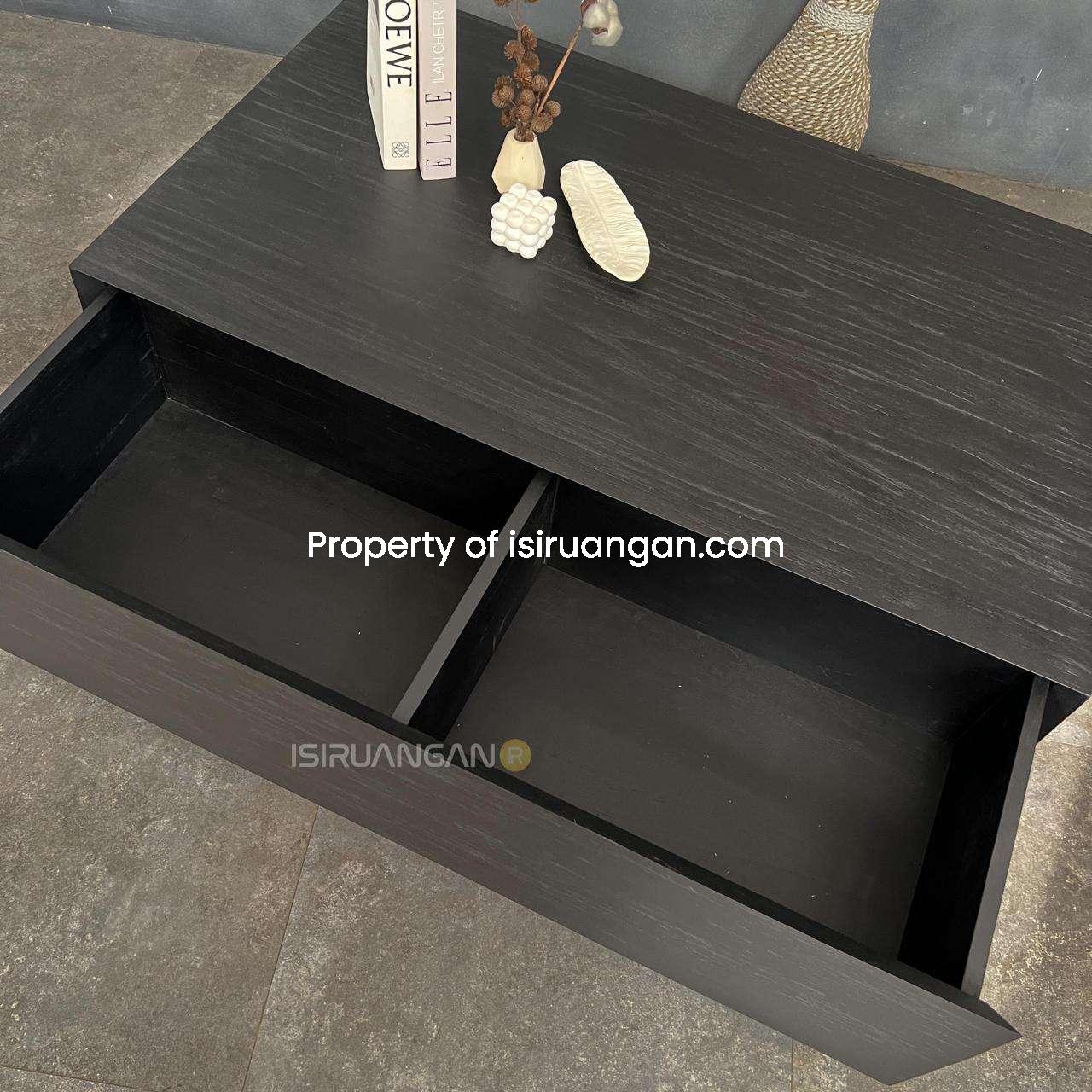 Meja Sullivan meja sullivan