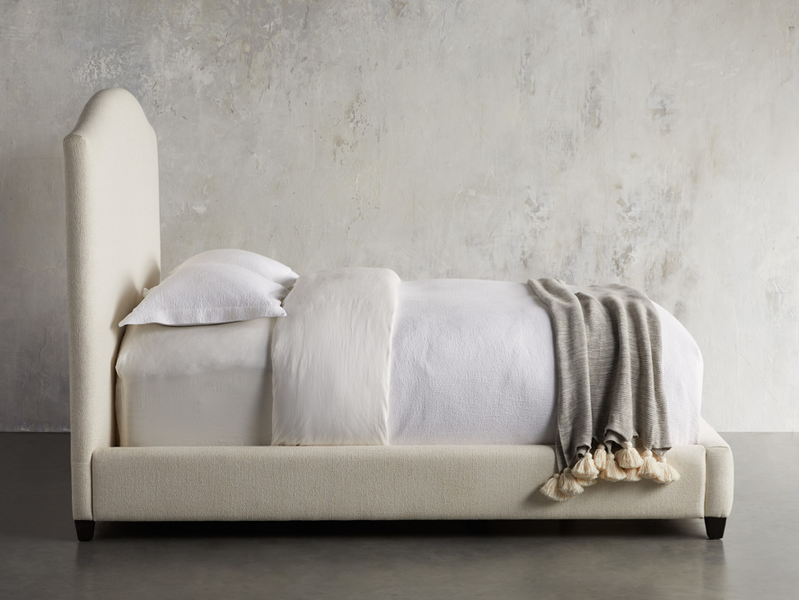 Tempat Tidur Zeeshan Zeeshan Beds