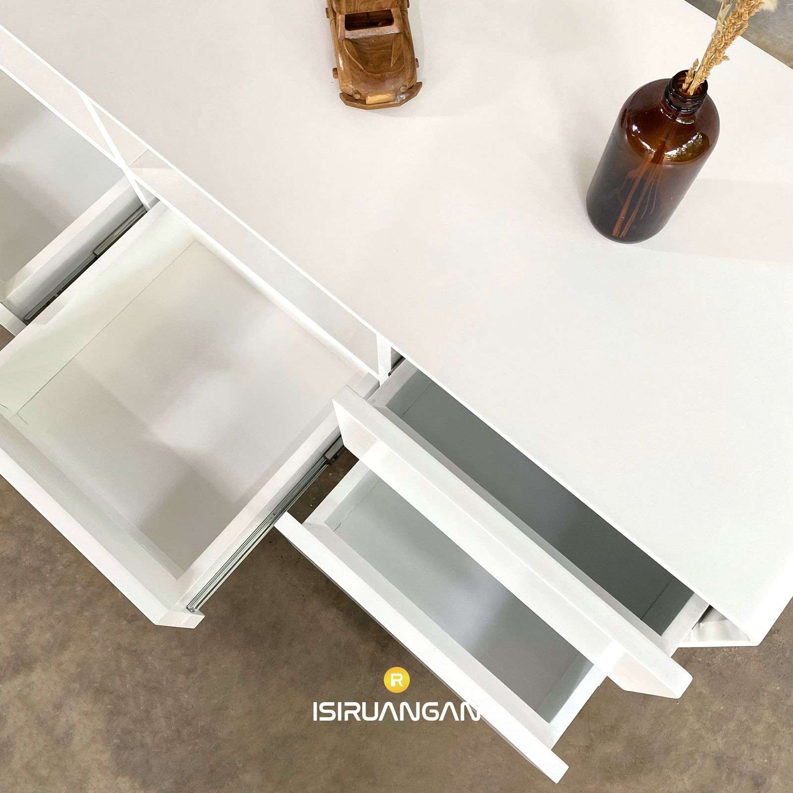 TV Stand Chloe TV Stand Chloe