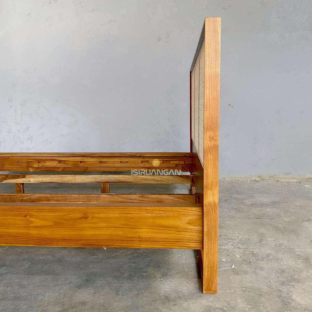 Tempat Tidur Dave Tempat tidur dave