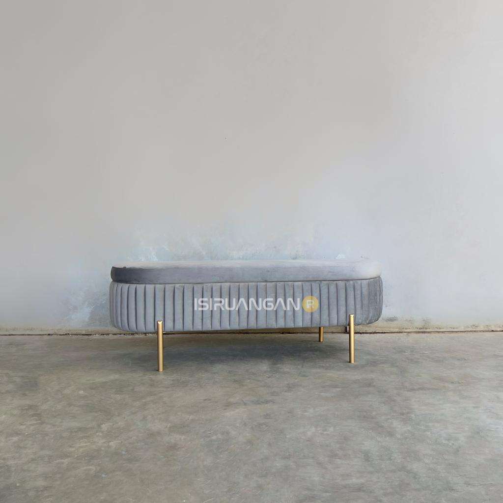 Yuri Bench yuri bench