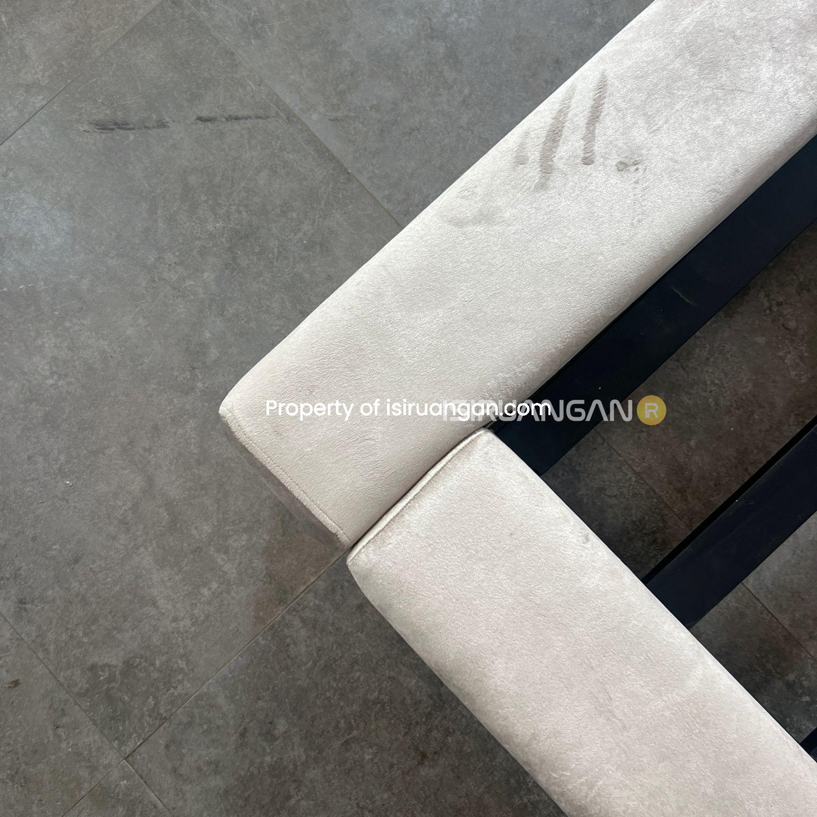 Tempat Tidur Minimalis Willy Tanpa Bench tempat tidur minimalis Willy Tanpa Bench