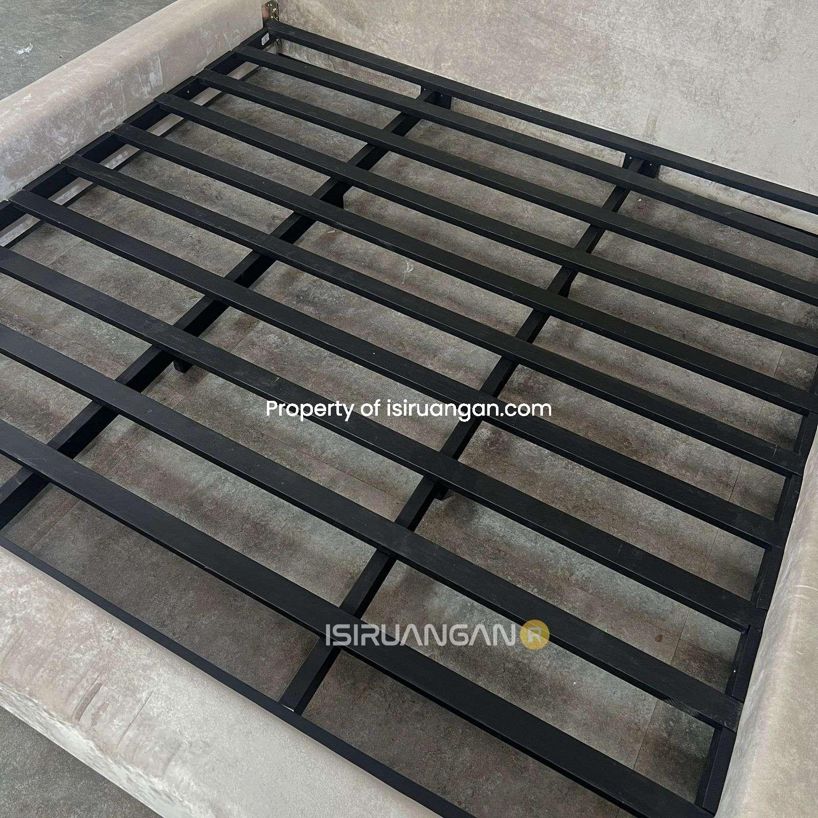 Tempat Tidur Minimalis Willy Tanpa Bench tempat tidur minimalis Willy Tanpa Bench