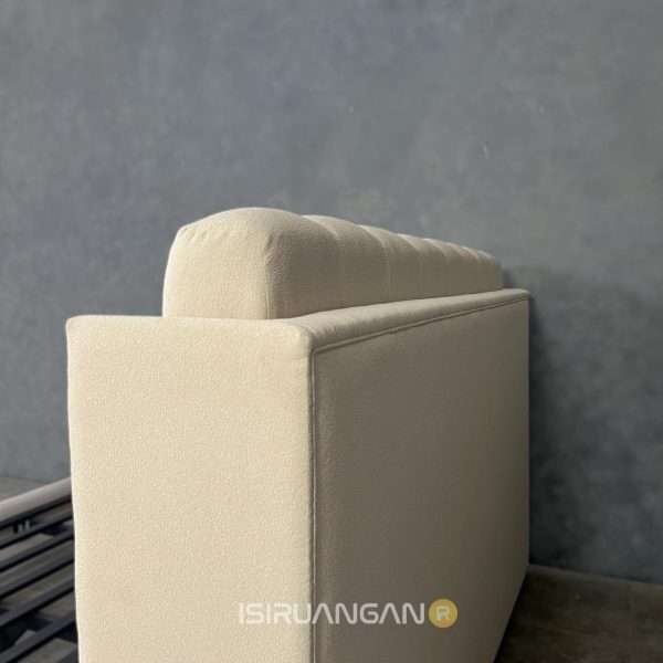 tempat tidur minimalis violetta