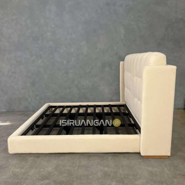 tempat tidur minimalis violetta