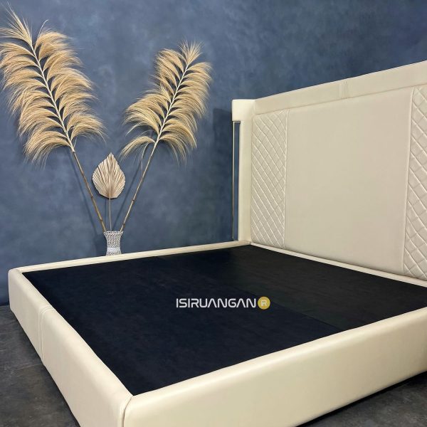Tempat Tidur Glaw
