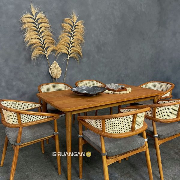 Set Meja Makan Enola