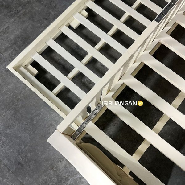 Baby Crib Rima