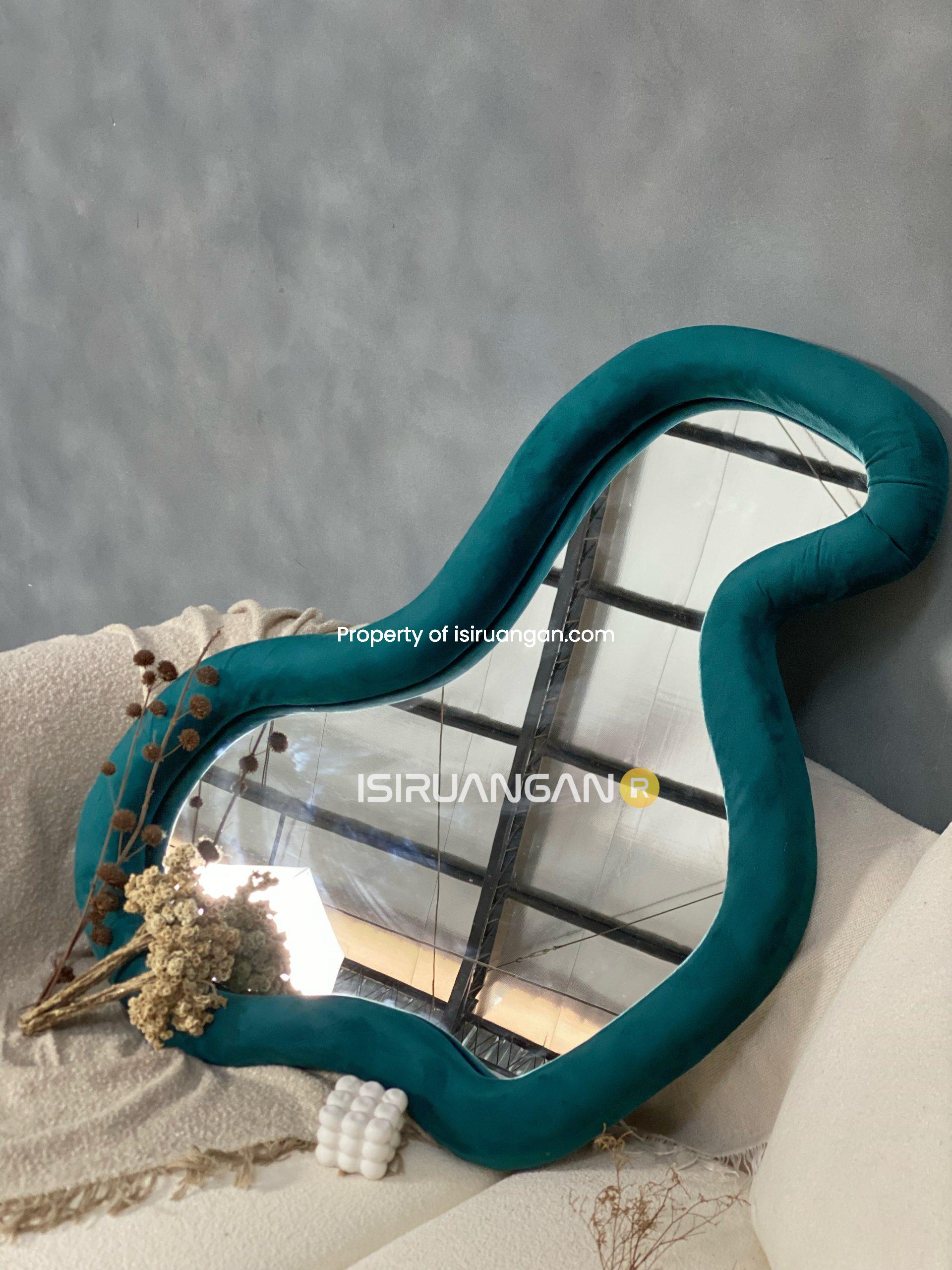 Mirror Foam Model G Mirror Foam Model G