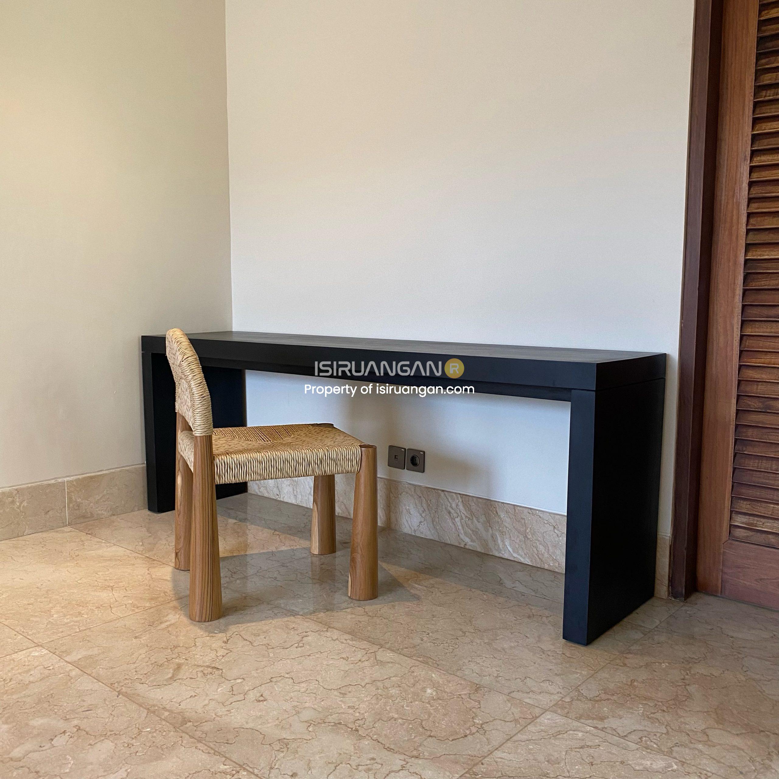 Meja Ronan Minimalis Meja Ronan