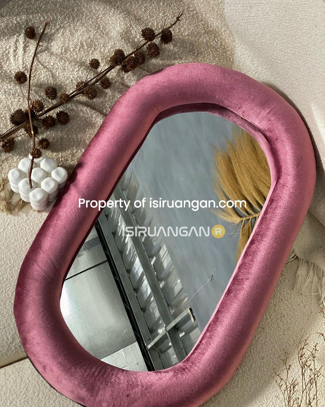 Mirror Foam Model A Mirror Foam Model A