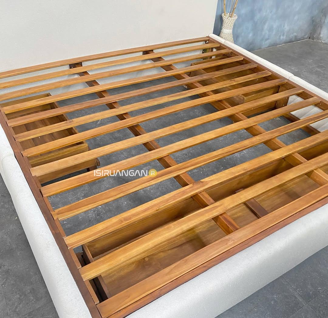 Tempat tidur Minimalis Recca Tempat Tidur Minimalis Recca