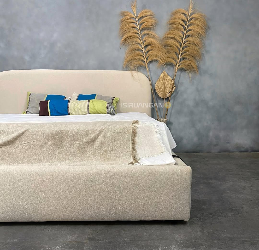 Tempat tidur Minimalis Recca Tempat Tidur Minimalis Recca